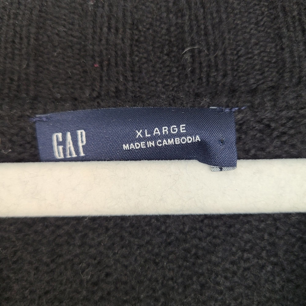 GAP Black & White Contrast Scalloped Hemline Bell Sleeve Pullover Knit Sweater - Picture 6 of 7
